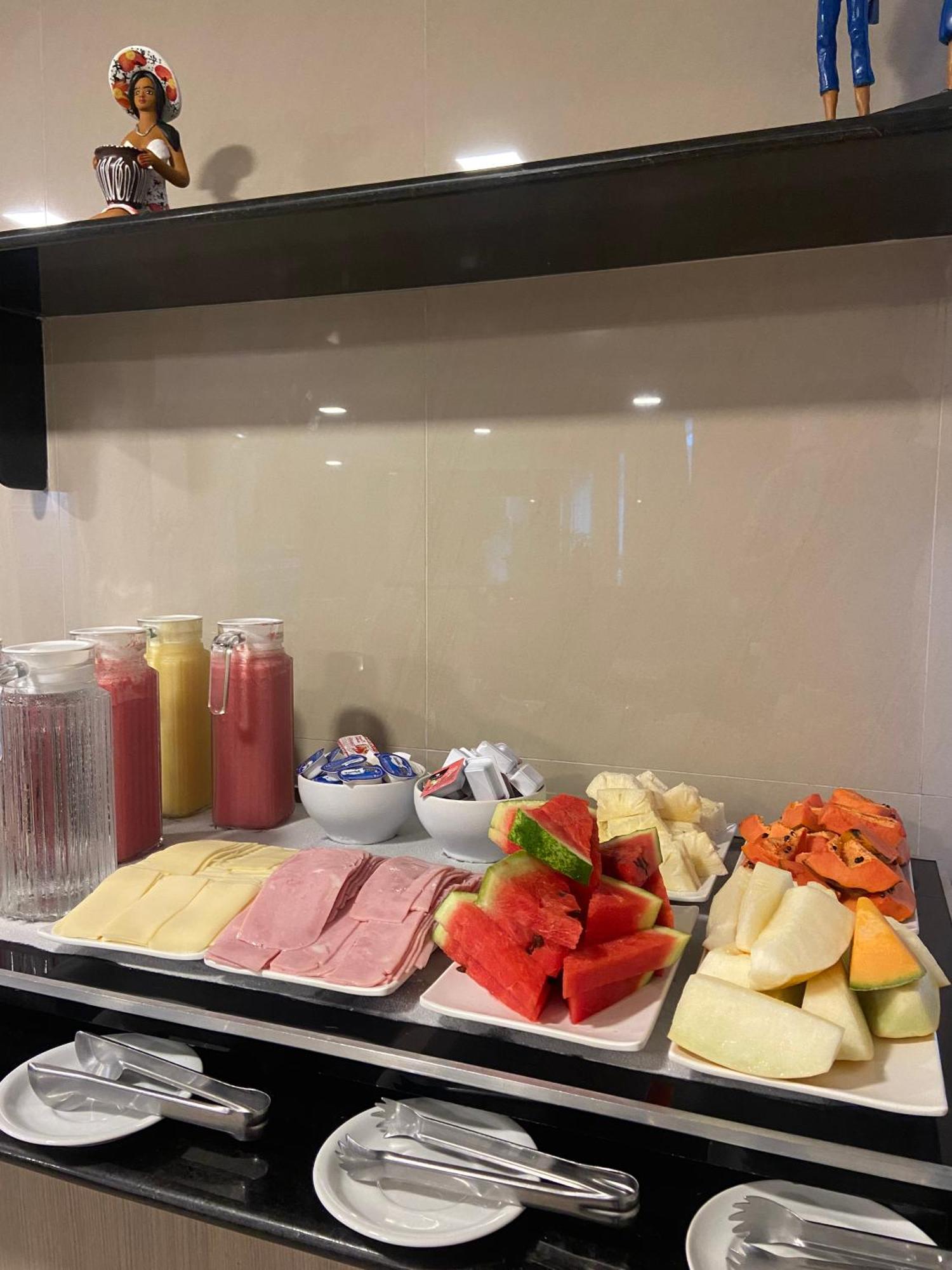 Hotel Enseada Aeroporto Ресифи Экстерьер фото
